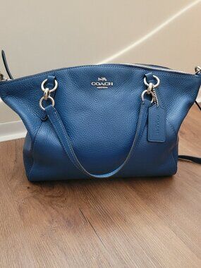 COACH Small Kelsey Satchel